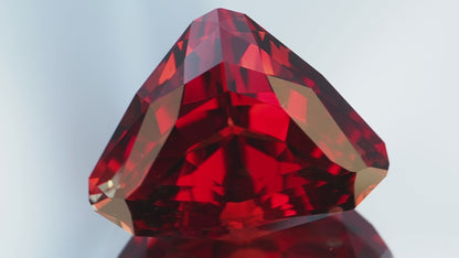 Oregon Sunstone Trillion Cut 24.70ct
