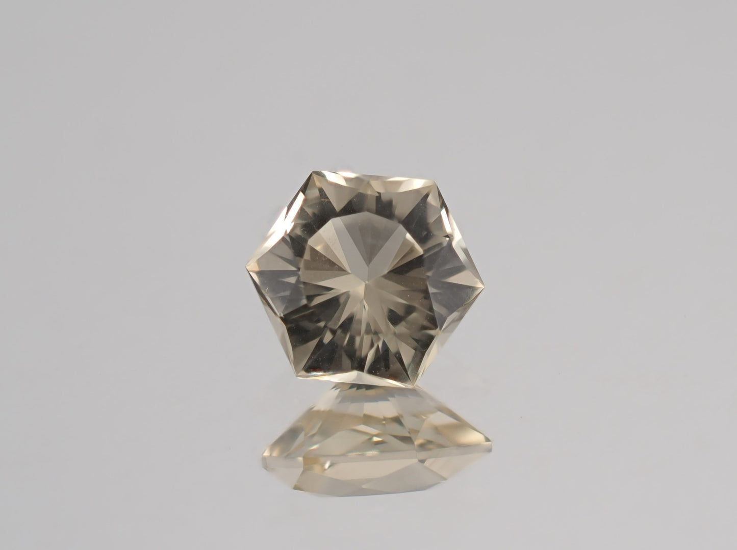 Oregon Sunstone Hexagonal Cut 4.20ct